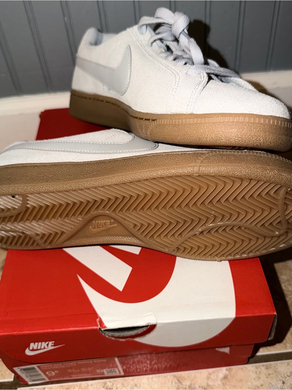 Nike COURT ROYALE SUEDE WOMENS 9.5
